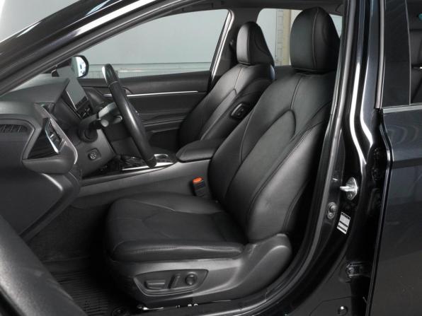 Toyota Camry VIII (XV70) Рестайлинг с пробегом 2023 года, цена 3 389 000 рублей, 58469 км, седан, Автокод Объявления