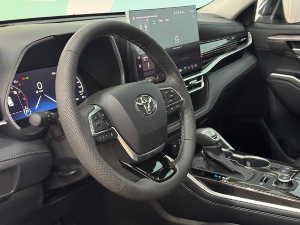 Toyota Highlander IV (XU70) с пробегом 2026 года, цена 5 250 000 рублей, 47 км, внедорожник, Автокод Объявления
