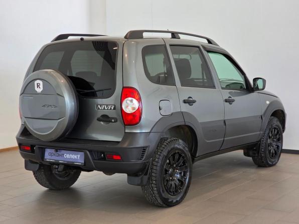 Chevrolet Niva I Рестайлинг с пробегом 2019 года, цена 880 000 рублей, 80240 км, внедорожник, Автокод Объявления