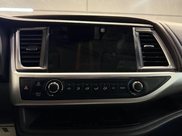 Toyota Highlander III (XU50) Рестайлинг с пробегом 2016 года, цена 2 990 000 рублей, 181743 км, внедорожник, Автокод Объявления