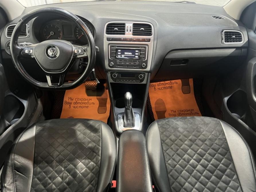 Volkswagen Polo V Рестайлинг Курск  - изображение 9
