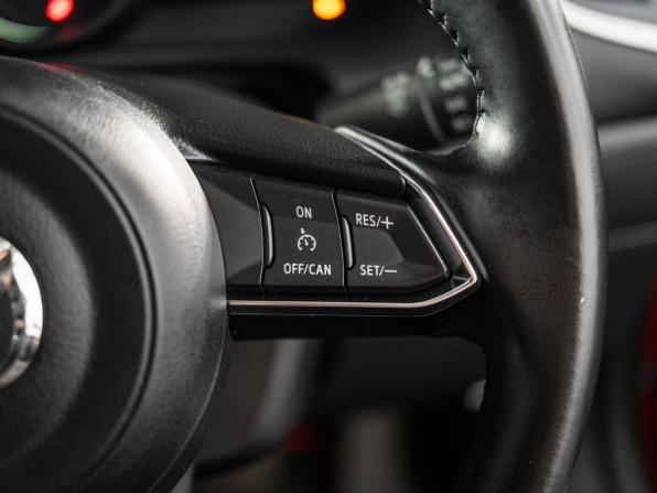Mazda Axela III Рестайлинг с пробегом 2017 года, цена 1 420 000 рублей, 77075 км, хэтчбек, Автокод Объявления