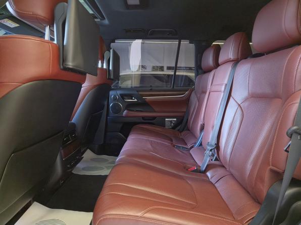 Lexus LX III Рестайлинг 2 с пробегом 2017 года, цена 8 400 000 рублей, 106000 км, внедорожник, Автокод Объявления