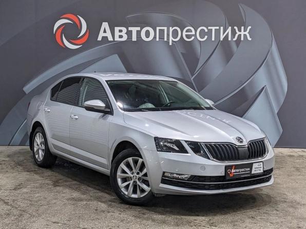 Skoda Octavia III (A7) Рестайлинг с пробегом 2018 года, цена 1 445 000 рублей, 158210 км, лифтбек, Автокод Объявления