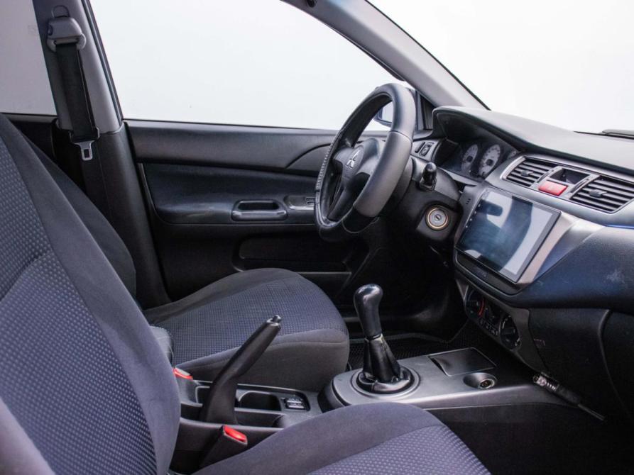 Mitsubishi Lancer IX Рестайлинг Москва  - изображение 10