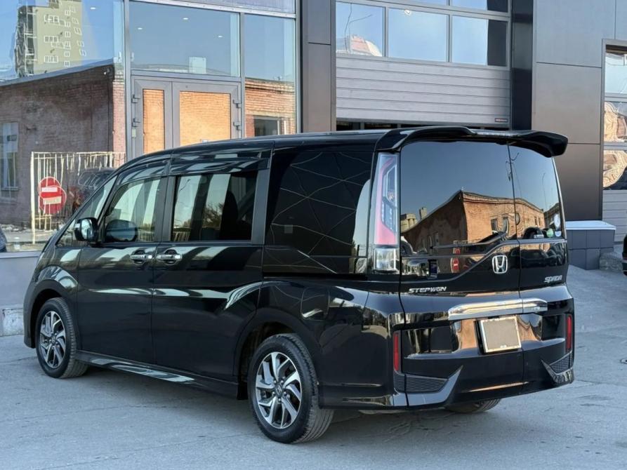Honda Stepwgn V Новосибирск  - изображение 7