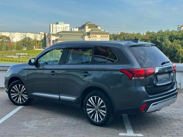 Mitsubishi Outlander III Рестайлинг 3 с пробегом 2019 года, цена 1 615 000 рублей, 226985 км, внедорожник, Автокод Объявления