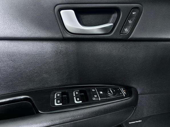 Kia Optima IV с пробегом 2018 года, цена 1 390 000 рублей, 301362 км, седан, Автокод Объявления