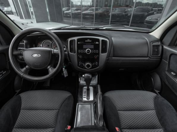 Ford Escape I Рестайлинг 2 с пробегом 2008 года, цена 795 000 рублей, 335089 км, внедорожник, Автокод Объявления