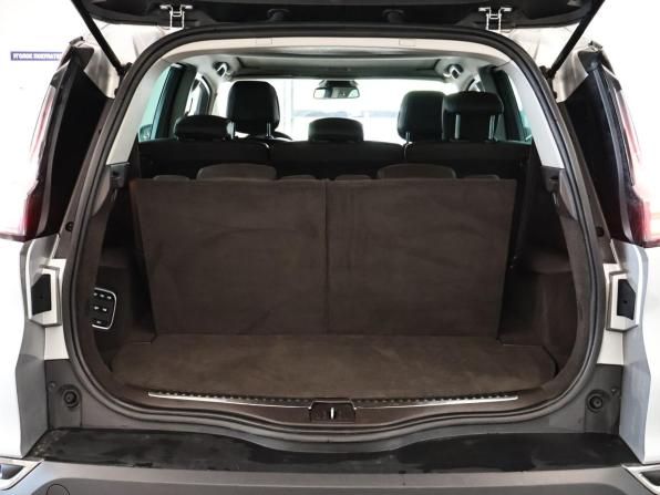 Renault Espace V с пробегом 2017 года, цена 1 475 100 рублей, 154010 км, минивэн, Автокод Объявления
