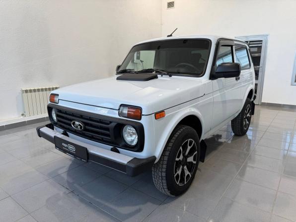 Lada (ВАЗ) Niva Legend с пробегом 2023 года, цена 916 200 рублей, 42671 км, внедорожник, Автокод Объявления