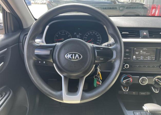 Kia Rio IV Рестайлинг с пробегом 2021 года, цена 1 641 000 рублей, 99000 км, седан, Автокод Объявления