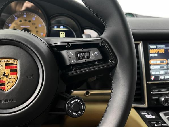 Porsche Panamera I Рестайлинг с пробегом 2016 года, цена 3 849 900 рублей, 123915 км, лифтбек, Автокод Объявления