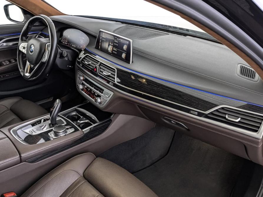 BMW 7 серии VI (G11/G12) Рестайлинг Москва  - изображение 13
