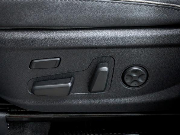 Hyundai Santa Fe IV Рестайлинг с пробегом 2021 года, цена 3 935 000 рублей, 37714 км, внедорожник, Автокод Объявления
