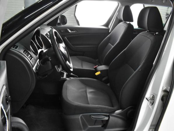 Skoda Yeti I Рестайлинг с пробегом 2014 года, цена 949 000 рублей, 177273 км, внедорожник, Автокод Объявления