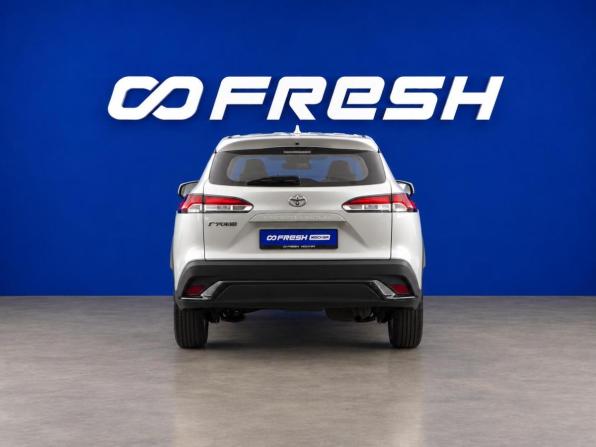 Toyota Frontlander с пробегом 2025 года, цена 3 145 022 рубля, 13853 км, внедорожник, Автокод Объявления