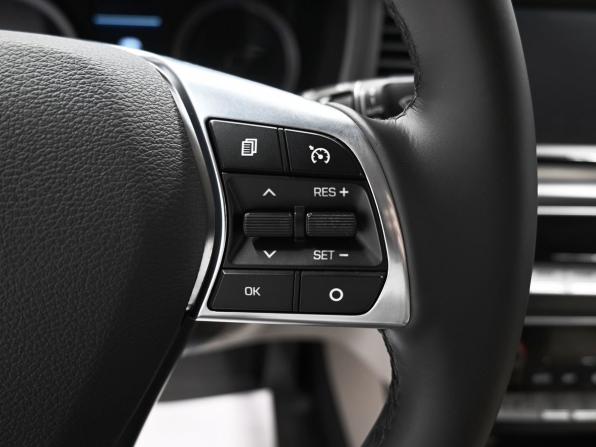 Hyundai Sonata VII (LF) Рестайлинг с пробегом 2017 года, цена 1 945 000 рублей, 131888 км, седан, Автокод Объявления
