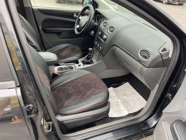 Ford Focus II Рестайлинг с пробегом 2009 года, цена 398 000 рублей, 252602 км, универсал, Автокод Объявления