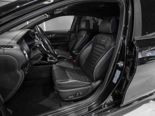 Kia Cerato IV Рестайлинг с пробегом 2022 года, цена 2 395 000 рублей, 106646 км, седан, Автокод Объявления