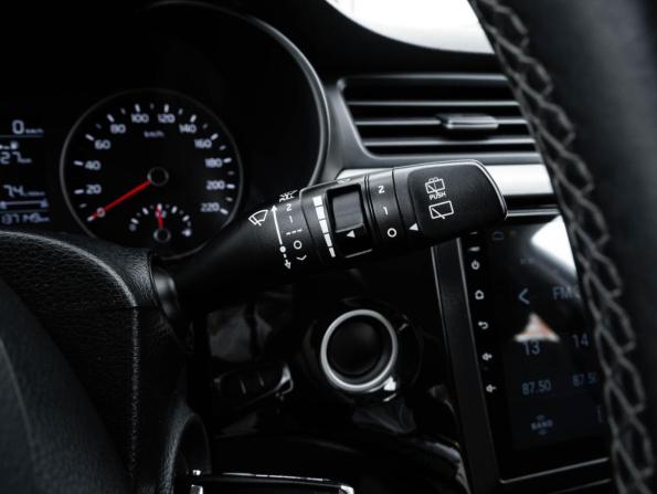 Kia Rio IV с пробегом 2018 года, цена 1 474 000 рублей, 137149 км, хэтчбек, Автокод Объявления