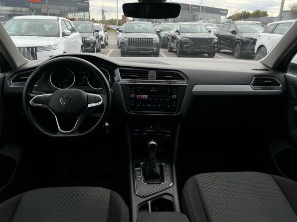 Volkswagen Tiguan II Рестайлинг с пробегом 2021 года, цена 2 499 000 рублей, 153050 км, внедорожник, Автокод Объявления
