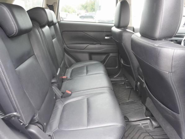 Mitsubishi Outlander III Рестайлинг 2 с пробегом 2018 года, цена 1 813 000 рублей, 156025 км, внедорожник, Автокод Объявления
