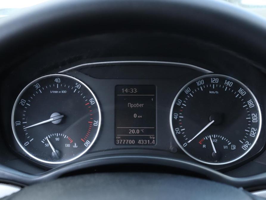 Skoda Octavia II (A5) Рестайлинг Москва  - изображение 12