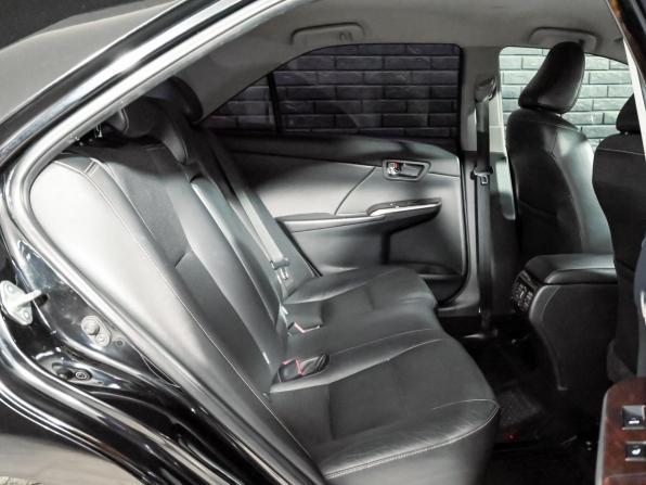 Toyota Camry VII (XV50) Рестайлинг 2 с пробегом 2018 года, цена 2 500 000 рублей, 105423 км, седан, Автокод Объявления