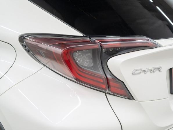 Toyota C-HR I с пробегом 2018 года, цена 1 900 000 рублей, 141424 км, внедорожник, Автокод Объявления