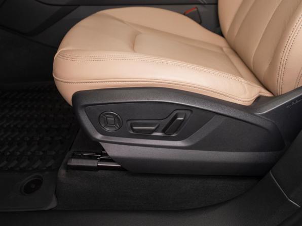 Audi Q7 II (4M) Рестайлинг 2 с пробегом 2025 года, цена 10 950 000 рублей, 5161 км, внедорожник, Автокод Объявления
