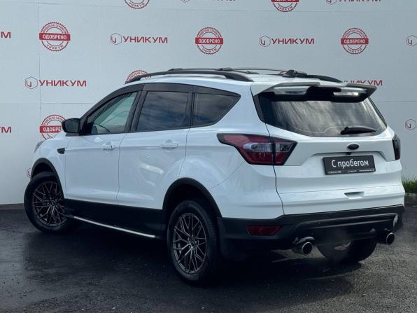 Ford Kuga II Рестайлинг с пробегом 2018 года, цена 1 769 000 рублей, 150913 км, внедорожник, Автокод Объявления