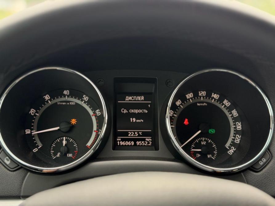 Skoda Yeti I Рестайлинг Волгоград  - изображение 16