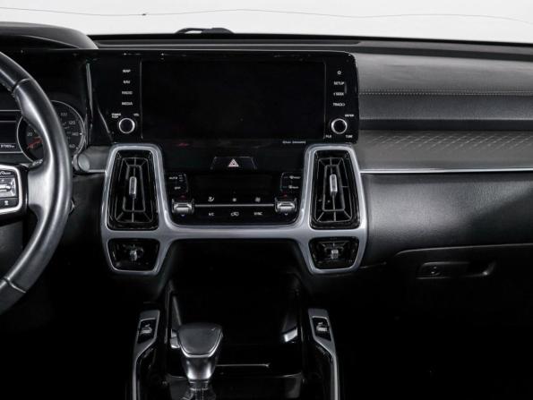 Kia Sorento IV с пробегом 2022 года, цена 3 811 500 рублей, 97970 км, внедорожник, Автокод Объявления