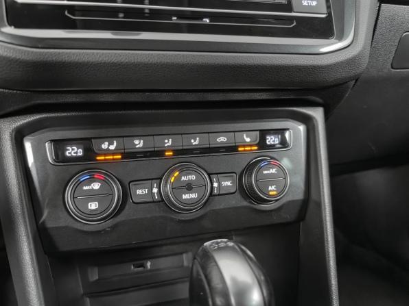 Volkswagen Tiguan II с пробегом 2018 года, цена 1 999 000 рублей, 186692 км, внедорожник, Автокод Объявления