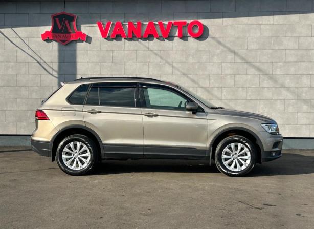 Volkswagen Tiguan II с пробегом 2020 года, цена 2 670 000 рублей, 124040 км, внедорожник, Автокод Объявления
