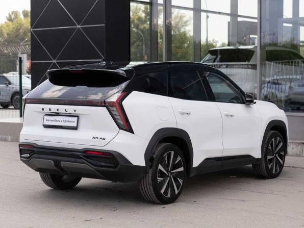 Geely Atlas II с пробегом 2023 года, цена 2 570 000 рублей, 49334 км, внедорожник, Автокод Объявления