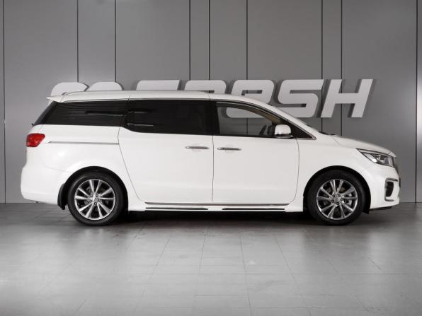 Kia Carnival III с пробегом 2018 года, цена 3 520 000 рублей, 97291 км, минивэн, Автокод Объявления