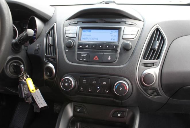 Hyundai ix35 I Рестайлинг с пробегом 2015 года, цена 1 290 000 рублей, 97845 км, внедорожник, Автокод Объявления