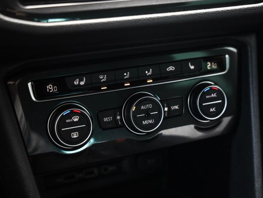 Volkswagen Tiguan II Санкт-Петербург  - изображение 18