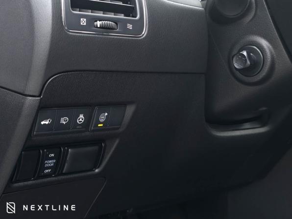 Infiniti QX80 I Рестайлинг 2 с пробегом 2018 года, цена 3 590 000 рублей, 180000 км, внедорожник, Автокод Объявления