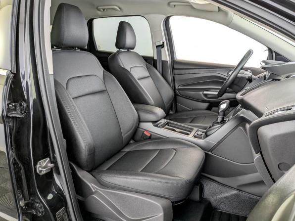 Ford Kuga II Рестайлинг с пробегом 2019 года, цена 1 715 000 рублей, 162754 км, внедорожник, Автокод Объявления