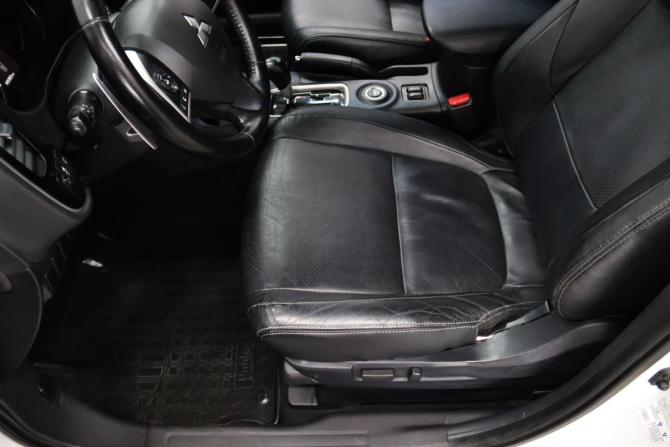 Mitsubishi Outlander III с пробегом 2012 года, цена 1 385 850 рублей, 145302 км, внедорожник, Автокод Объявления