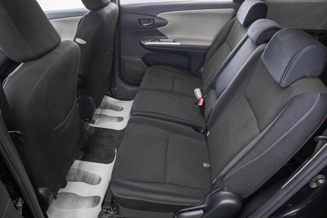 Toyota Wish II с пробегом 2011 года, цена 1 399 000 рублей, 140000 км, минивэн, Автокод Объявления