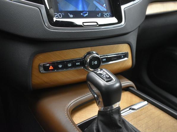 Volvo XC90 II с пробегом 2018 года, цена 3 949 000 рублей, 148500 км, внедорожник, Автокод Объявления