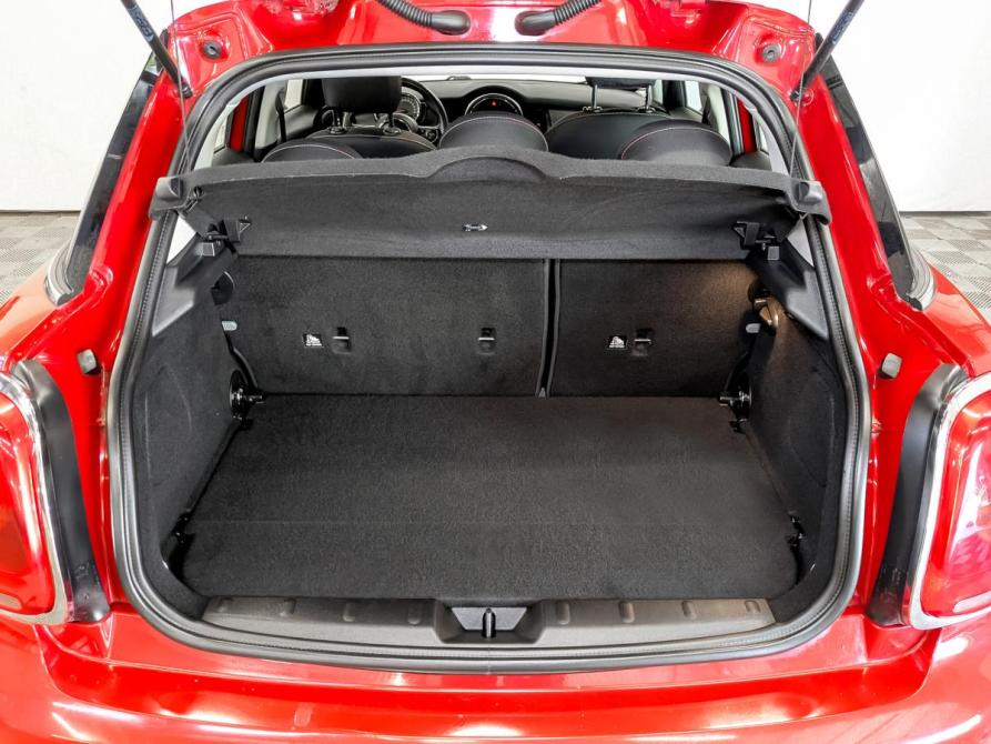 Mini Hatch III (F55/F56) Москва  - изображение 10