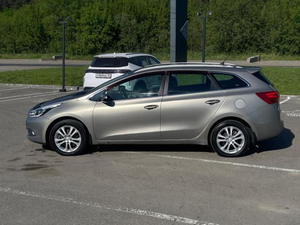 Kia Ceed II с пробегом 2014 года, цена 1 080 000 рублей, 178730 км, универсал, Автокод Объявления