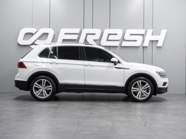 Volkswagen Tiguan II с пробегом 2017 года, цена 2 226 000 рублей, 206110 км, внедорожник, Автокод Объявления
