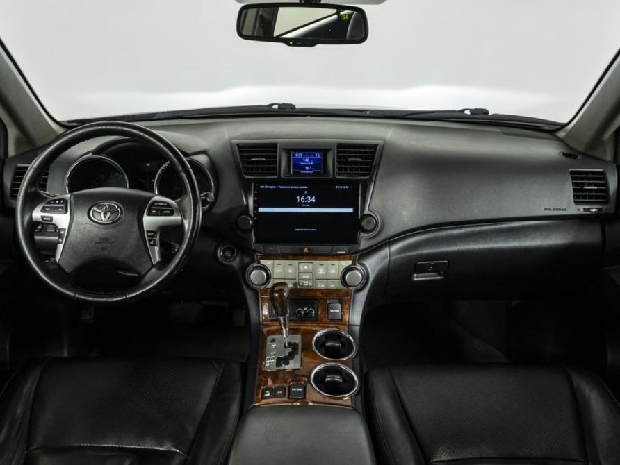 Toyota Highlander II (XU40) Рестайлинг Москва  - изображение 13