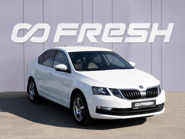Skoda Octavia III (A7) Рестайлинг с пробегом 2018 года, цена 1 329 000 рублей, 201981 км, лифтбек, Автокод Объявления